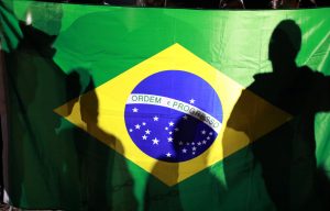 O Brasil na Contramão da História